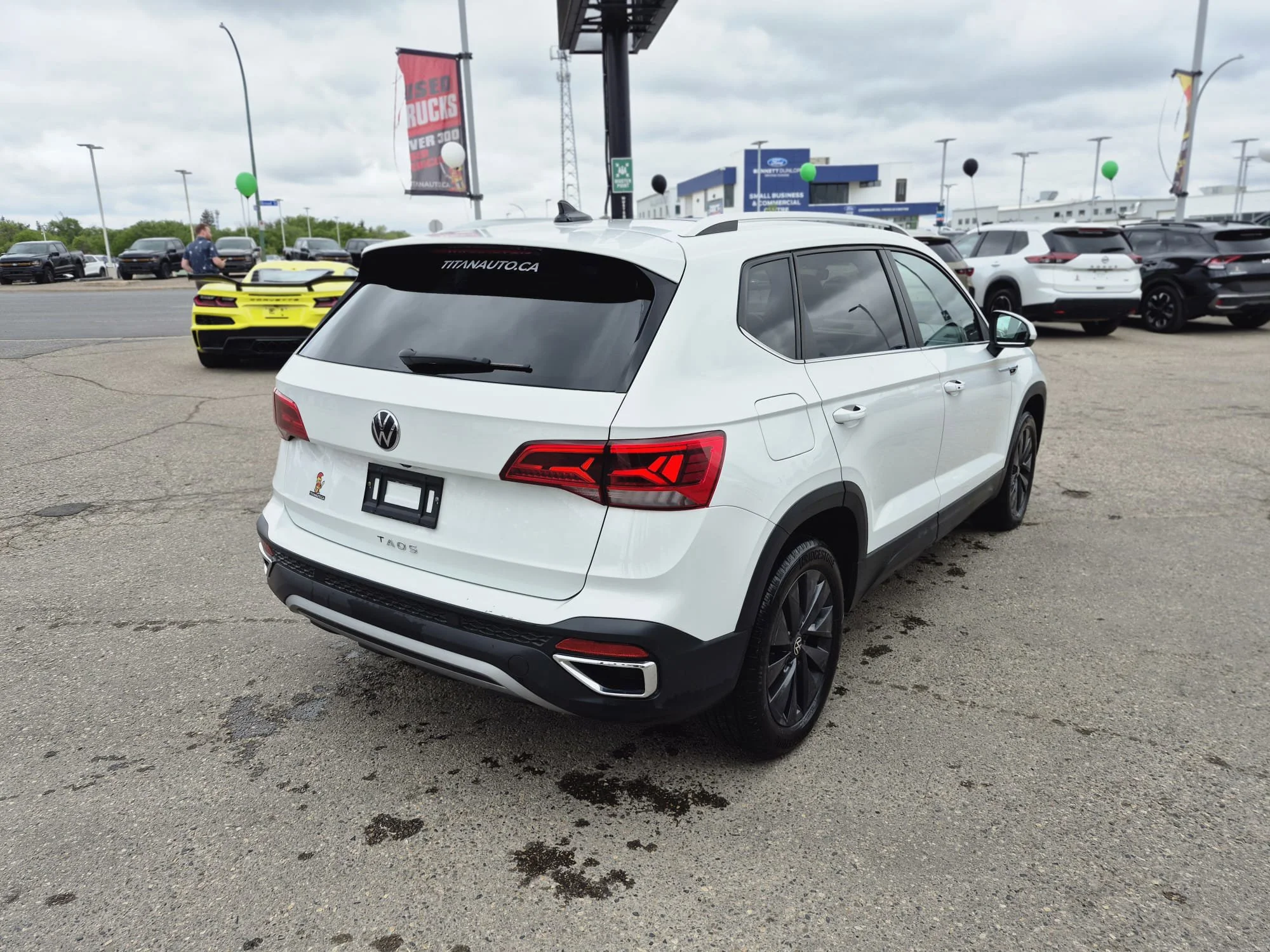 Certified Used 2024 White Volkswagen Comfortline*Adaptive Cruise | Remote Start | Htd Leather | Pano Roof | Htd Wheel | Lane Keep Assist image 13