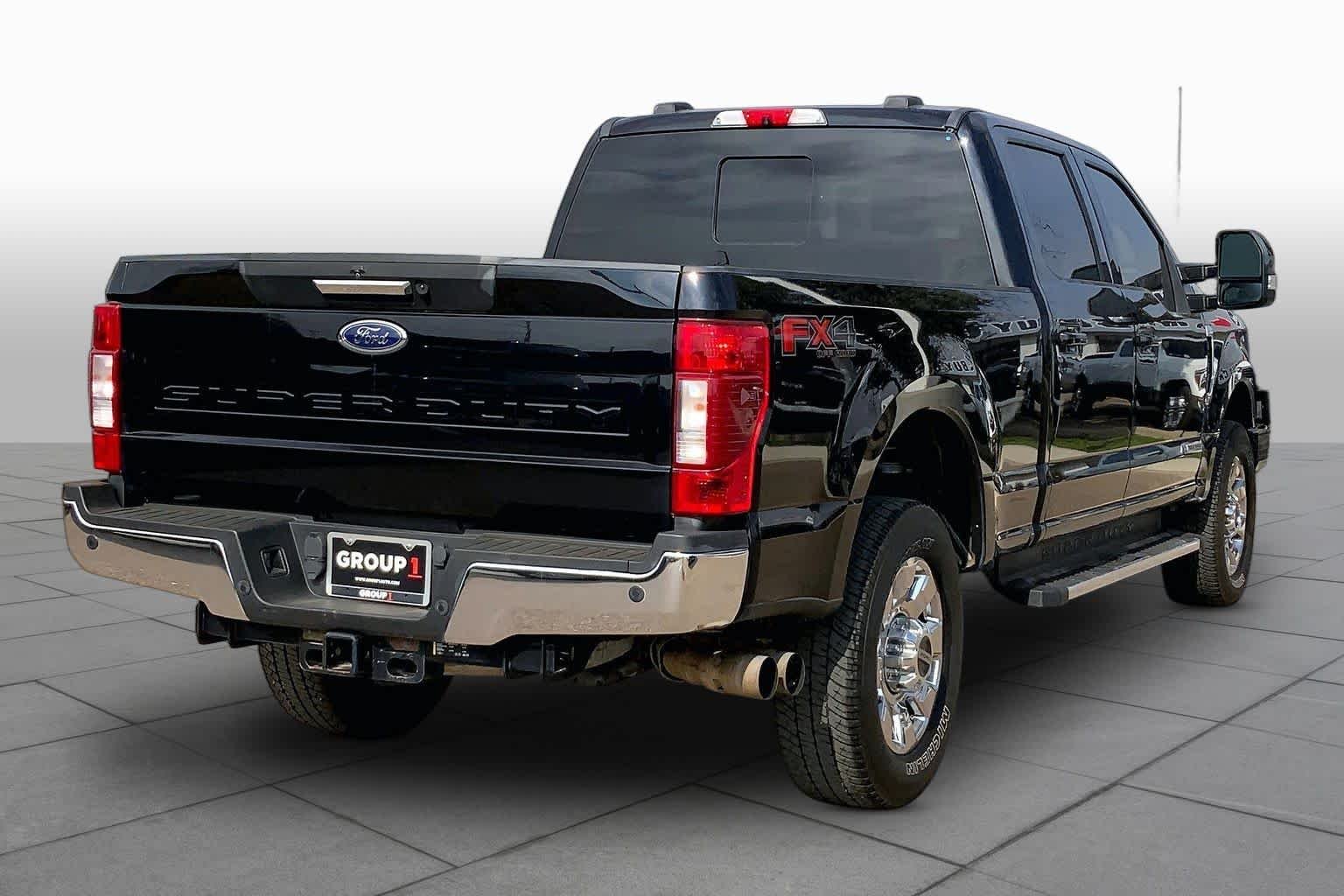 Used 2021 Agate Black Metallic Ford LARIAT image 13