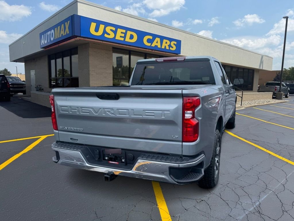 2025 Chevrolet Silverado 1500 LT - Photo 4