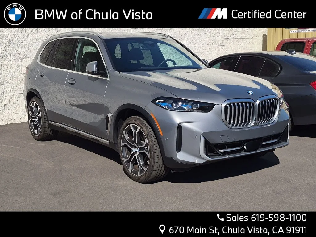 Used 2026 Gray BMW sDrive40i image 1