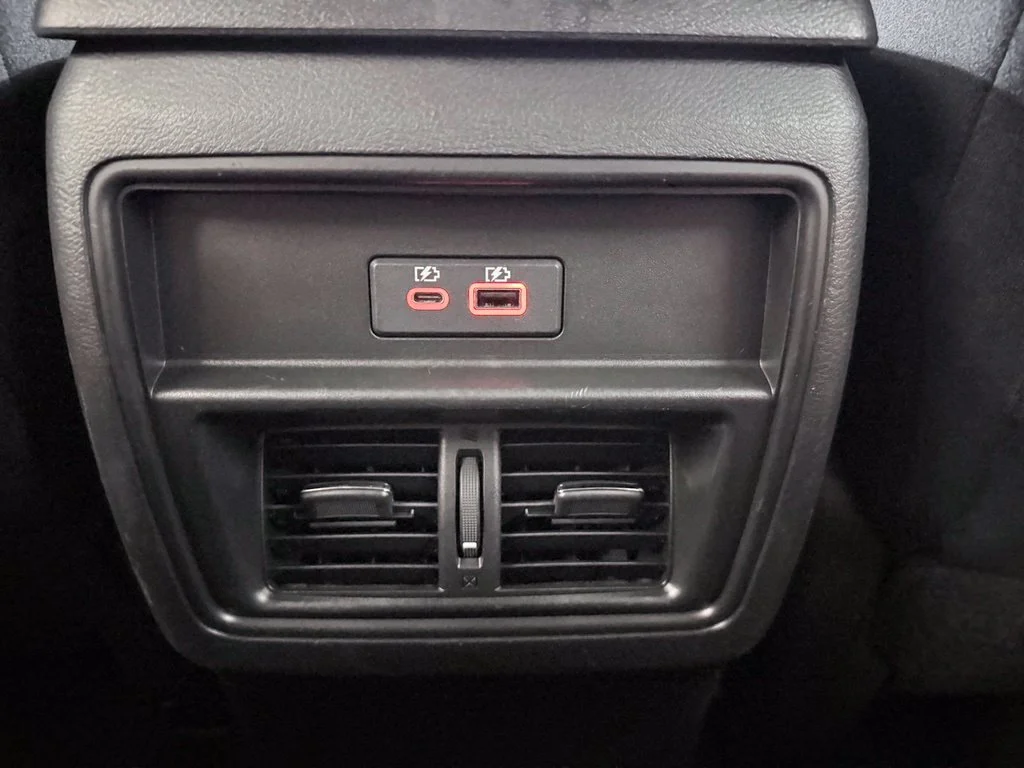Used 2019 Black Nissan S image 25