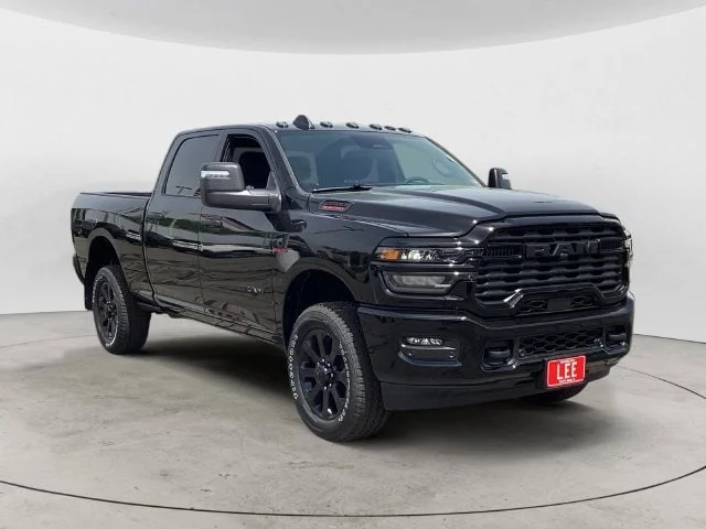 New 2026 Diamond Black Ram BIG HORN CREW CAB 4X4 6
