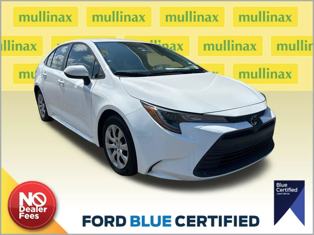 2023 Toyota Corolla LE CVT's photo