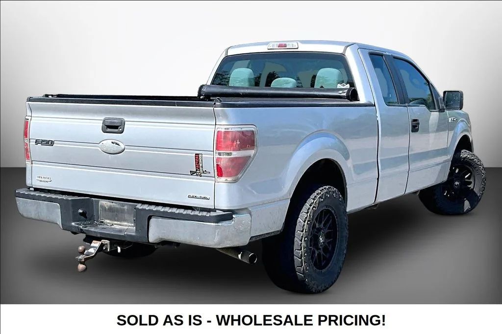 Used 2011 Silver Ford XL image 6