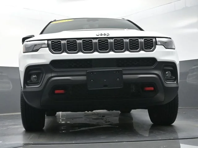 Used 2025 White Jeep Trailhawk image 36