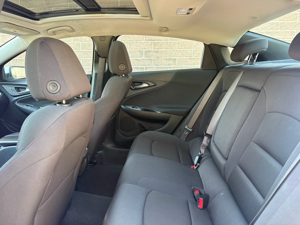 Used 2024 Summit White Chevrolet LT image 15