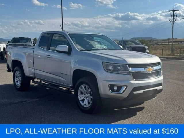 Used 2016 SILVER ICE METALLIC Chevrolet 4WD LT image 9