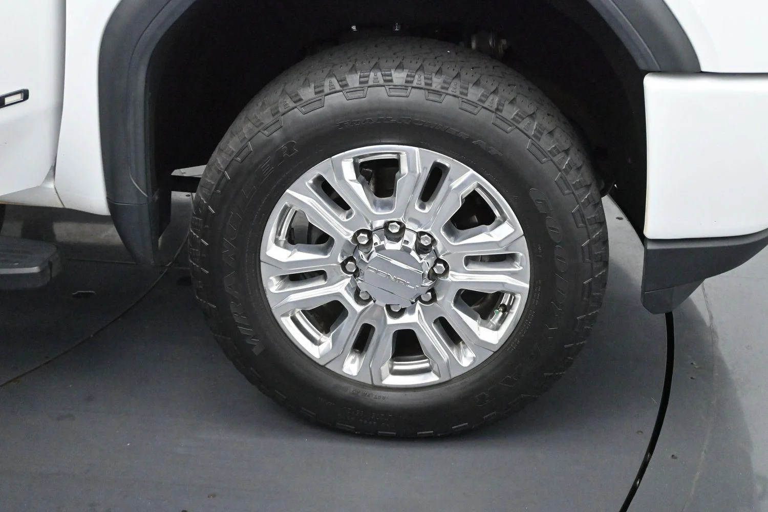 Used 2021 SUMMIT WHITE GMC Denali image 35