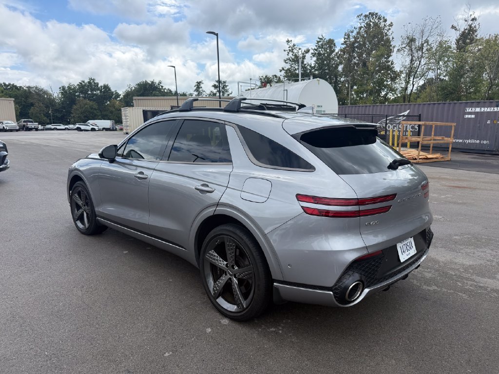 Used 2023 Silver Genesis 2.5T image 3
