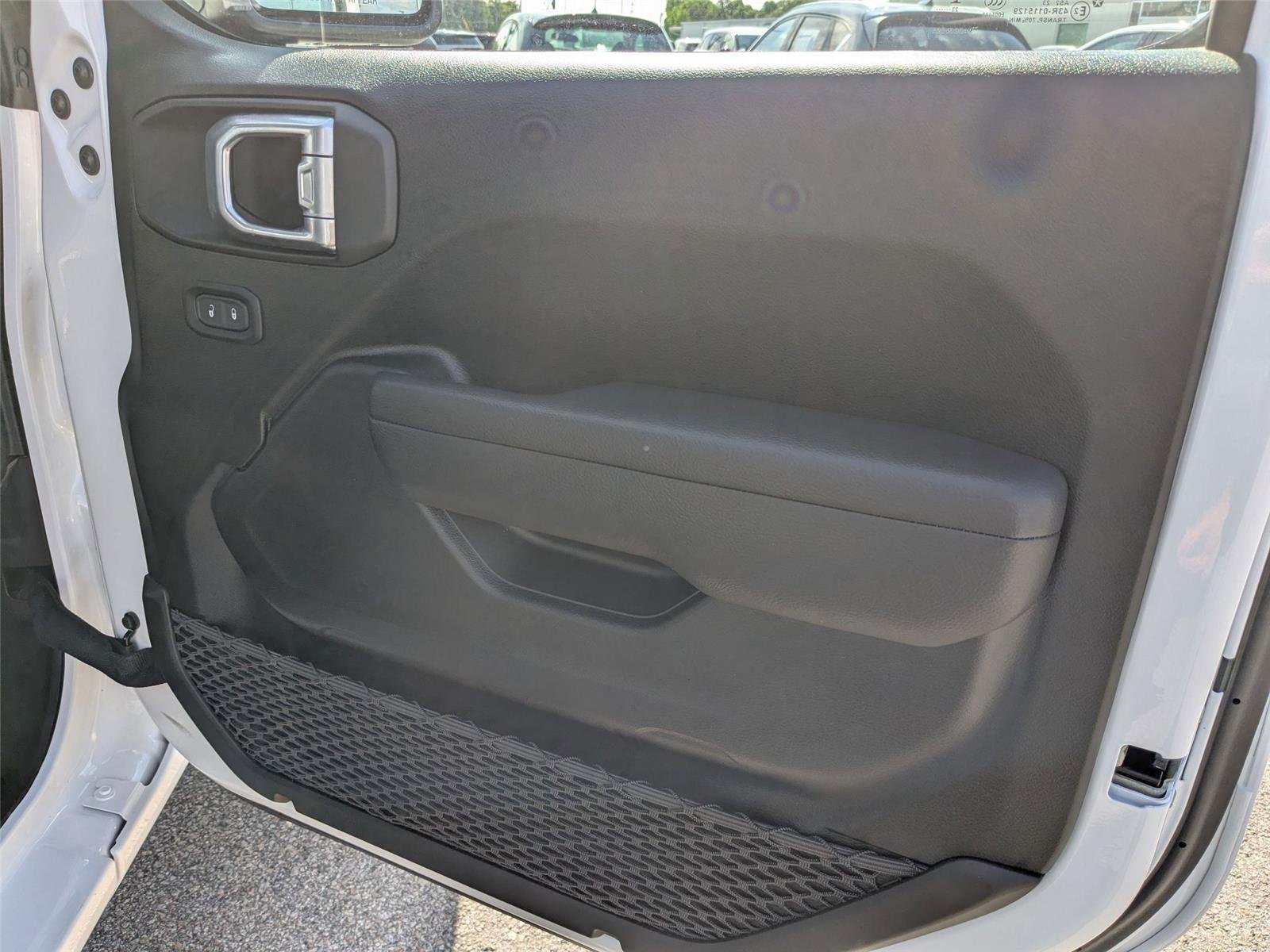 Used 2024 Bright White Clearcoat Jeep Sport S image 29