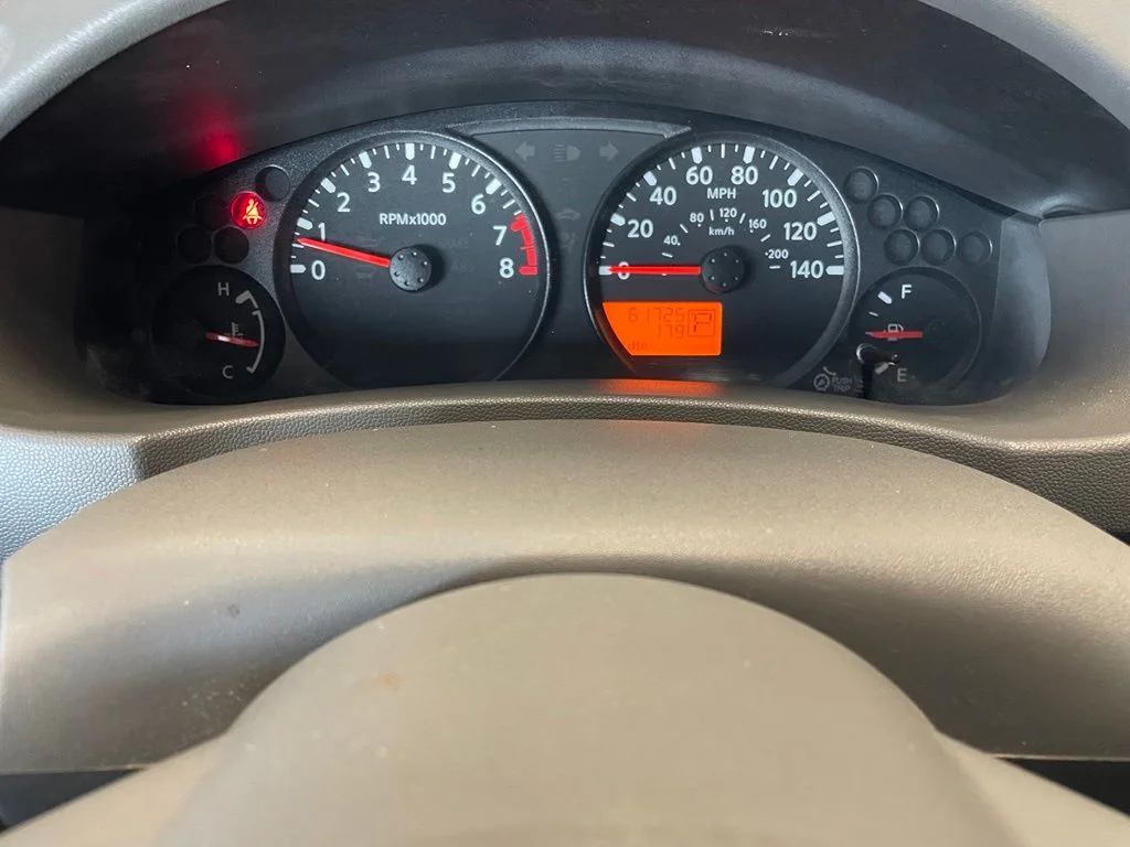 Used 2021 Gray Nissan SV image 7