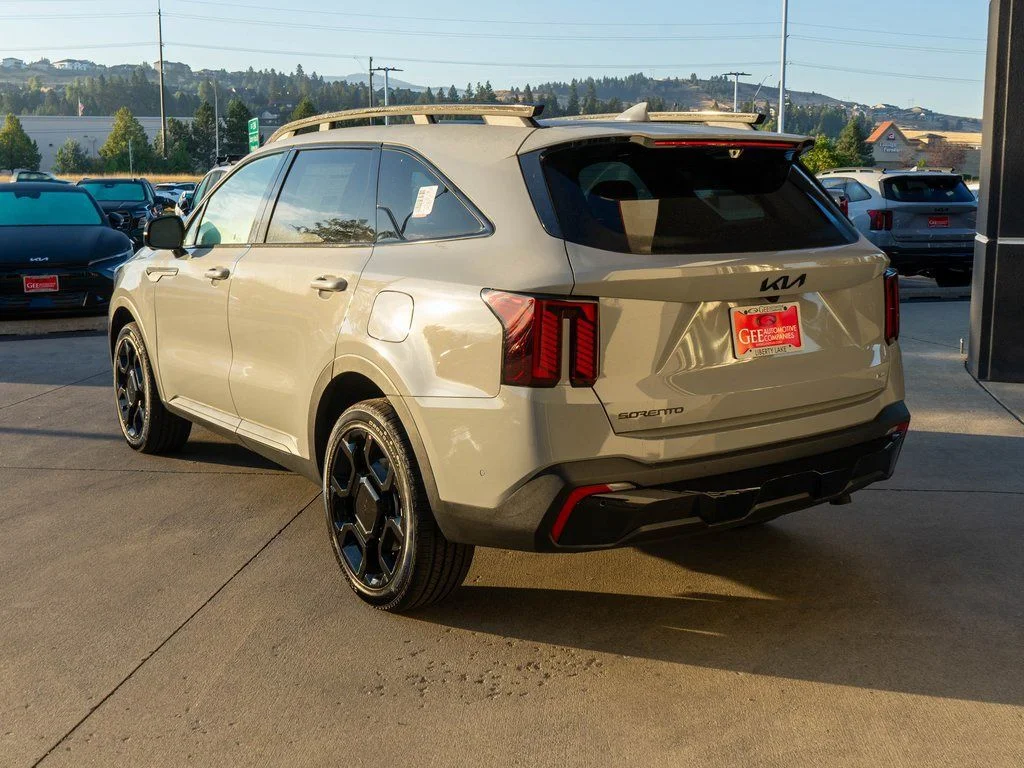 2026 Kia Sorento X-Line SX Prestige - Photo 5