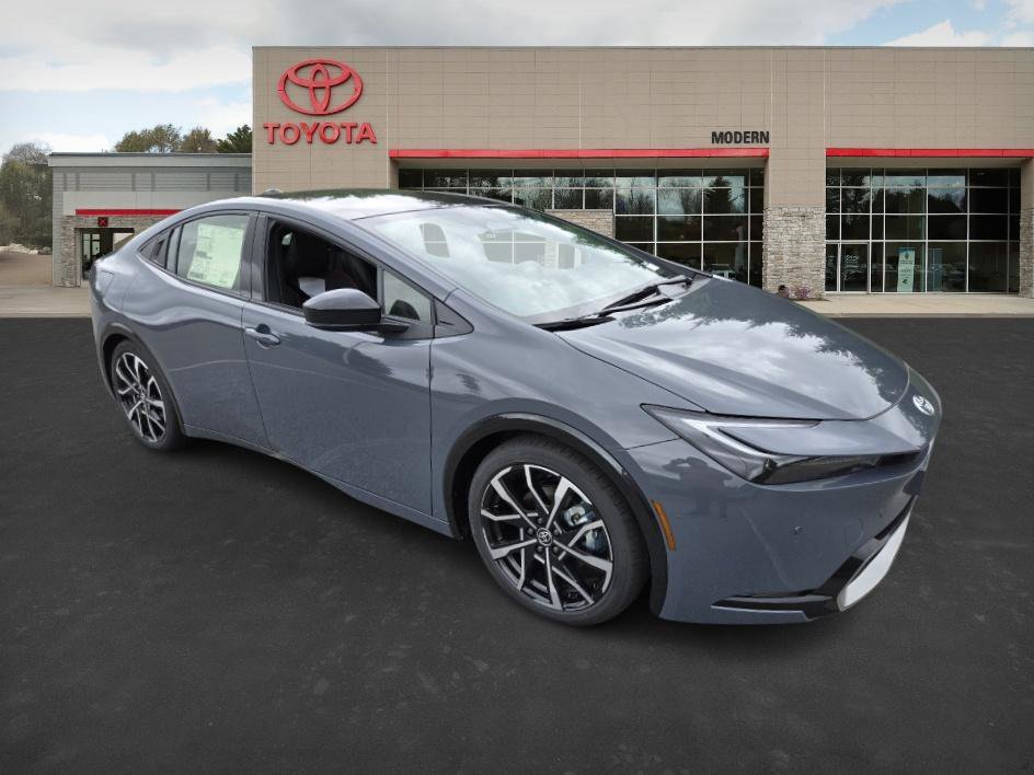 New 2025 Guardian Gray Toyota XSE image 3