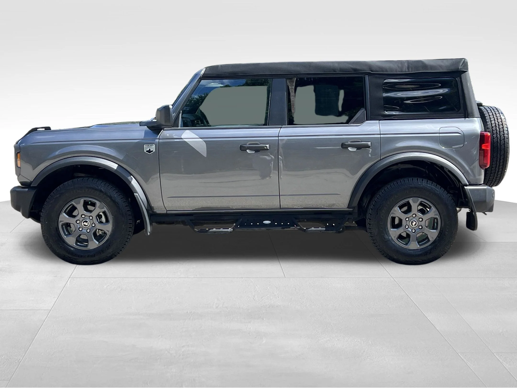 Used 2024 Gray Ford Big Bend image 10