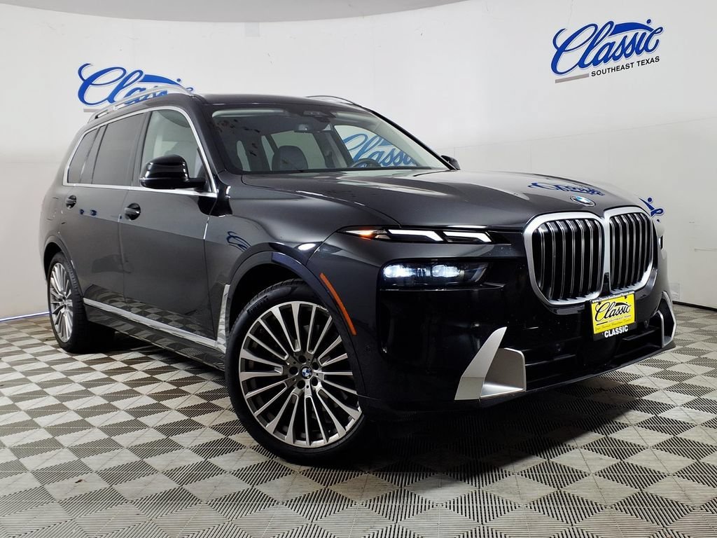 2023 BMW X7