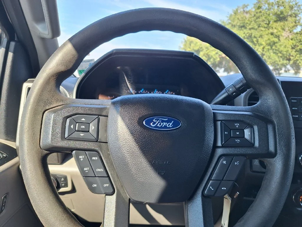 Used 2019 Oxford White Ford XL image 14