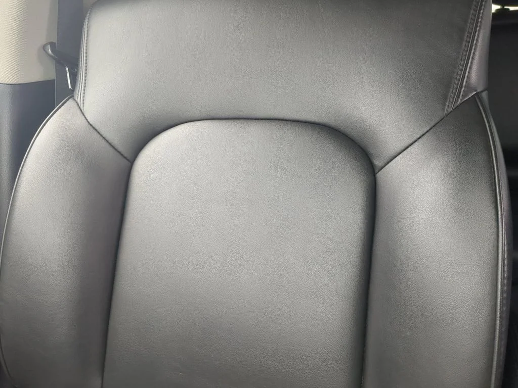 Used 2022 Silver Nissan SV image 25