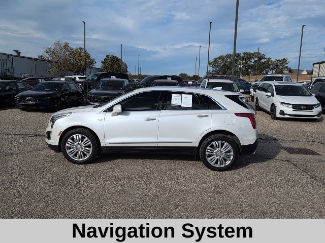 Used 2019 CRYSTAL WHITE TRICOAT Cadillac Premium Luxury AWD image 3