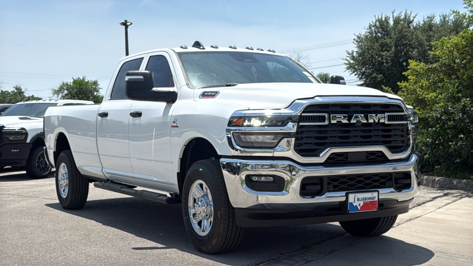 New 2026 Bright White Clear-Coat Exterior Paint RAM Tradesman image 3