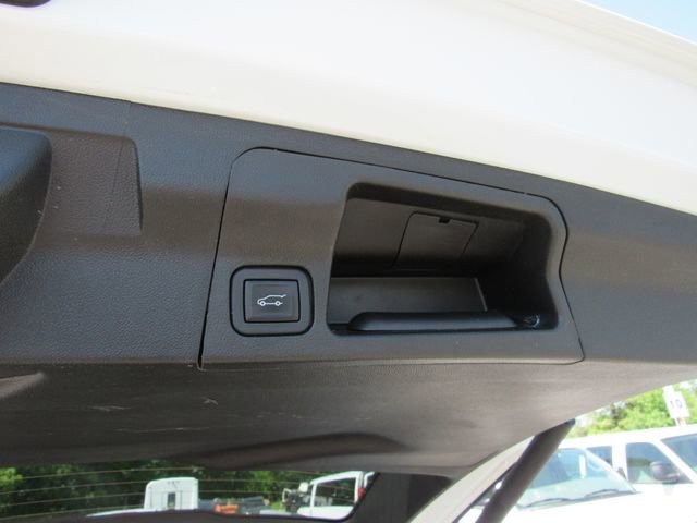 Used 2023 White Frost Tricoat GMC SLT image 36