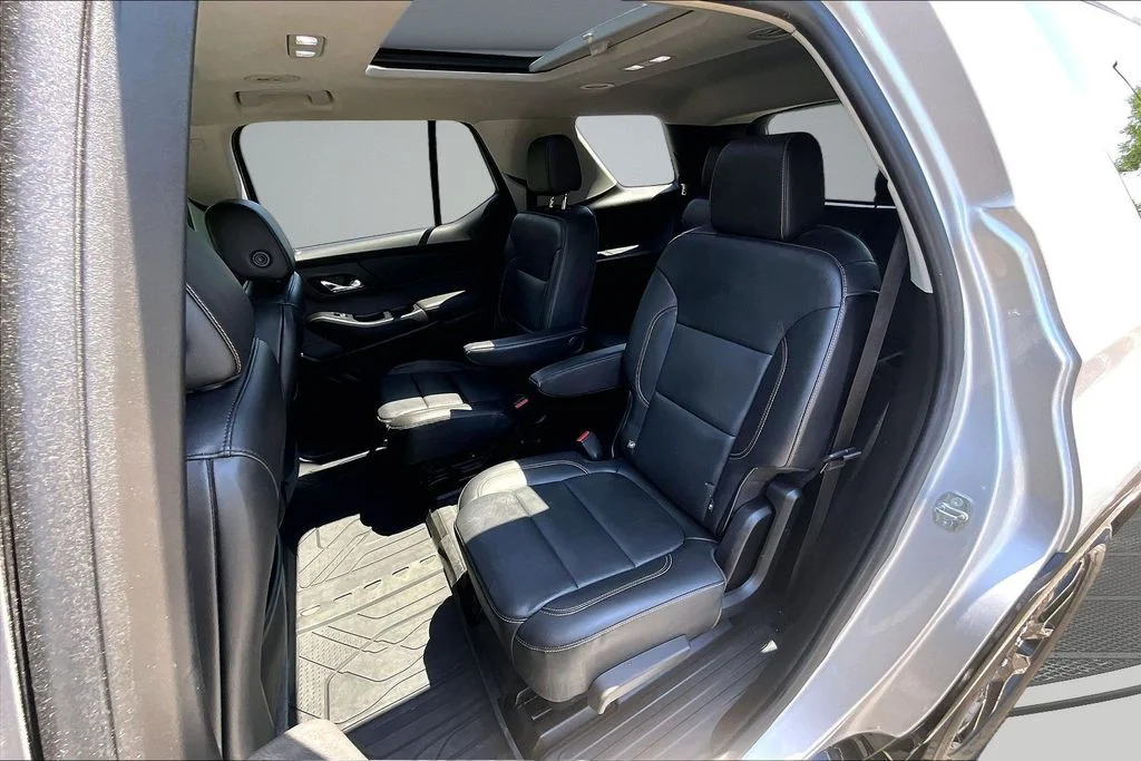 Certified Used 2019 Silver Chevrolet Premier image 22