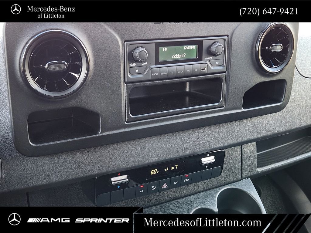 New 2026 Arctic+White Mercedes-Benz Cargo 144 WB image 15