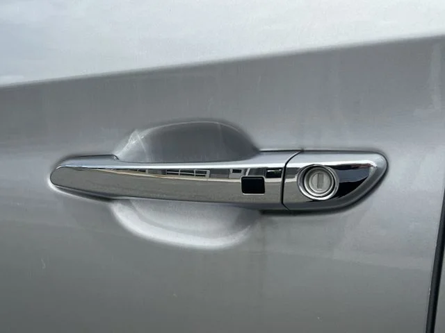 Used 2020 Silver Hyundai Ultimate image 38