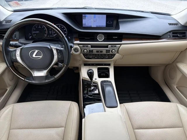 Used 2013 Gray Lexus 350 image 11