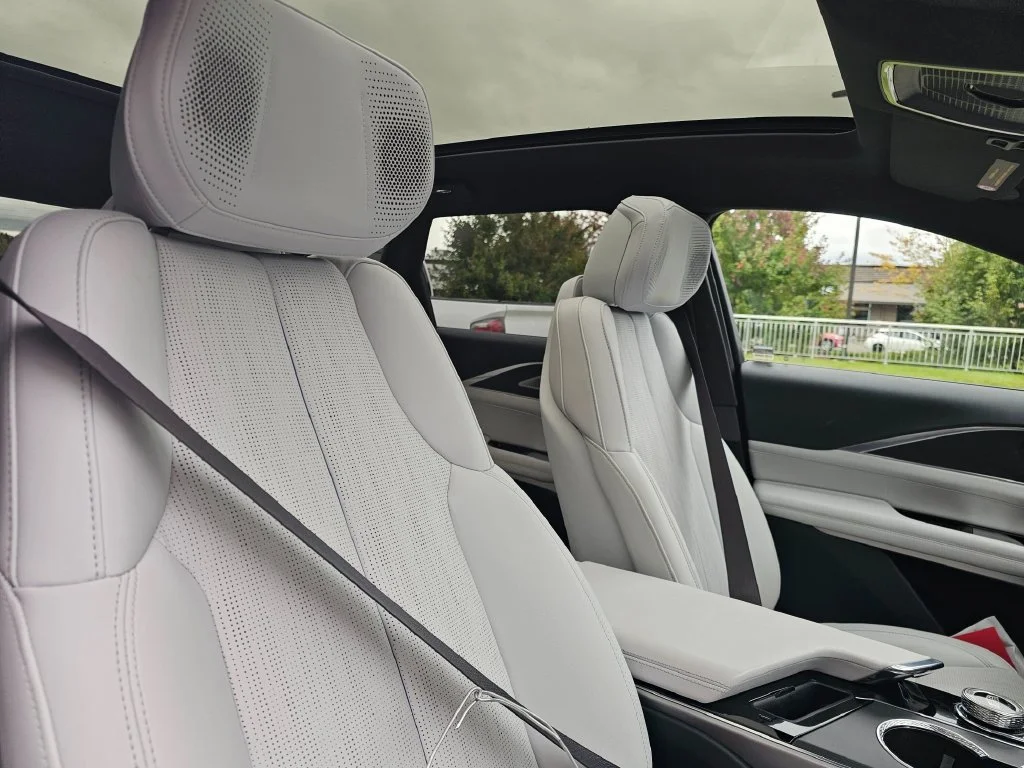 Certified Used 2024 Crystal White Tricoat Cadillac Sport 3 image 11