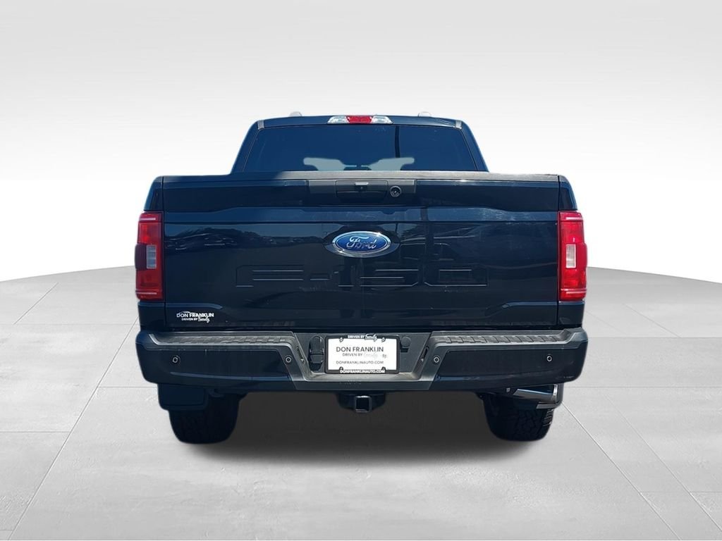 Used 2022 Black Ford XLT image 7