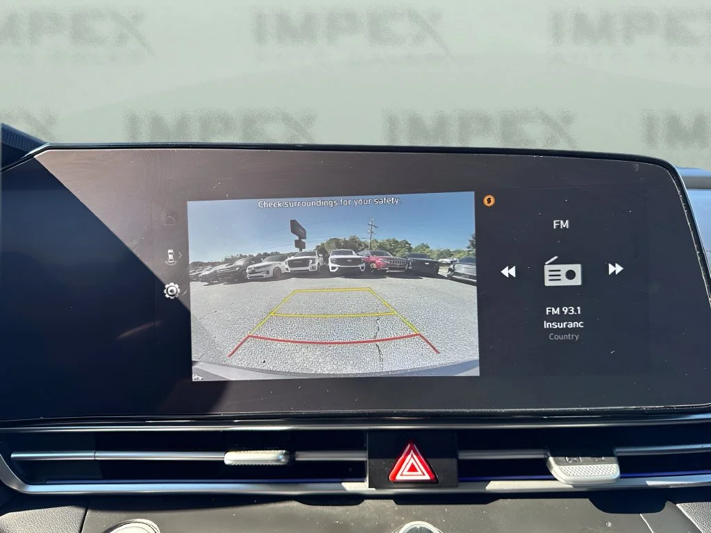 Used 2024 Gray Hyundai SEL image 18