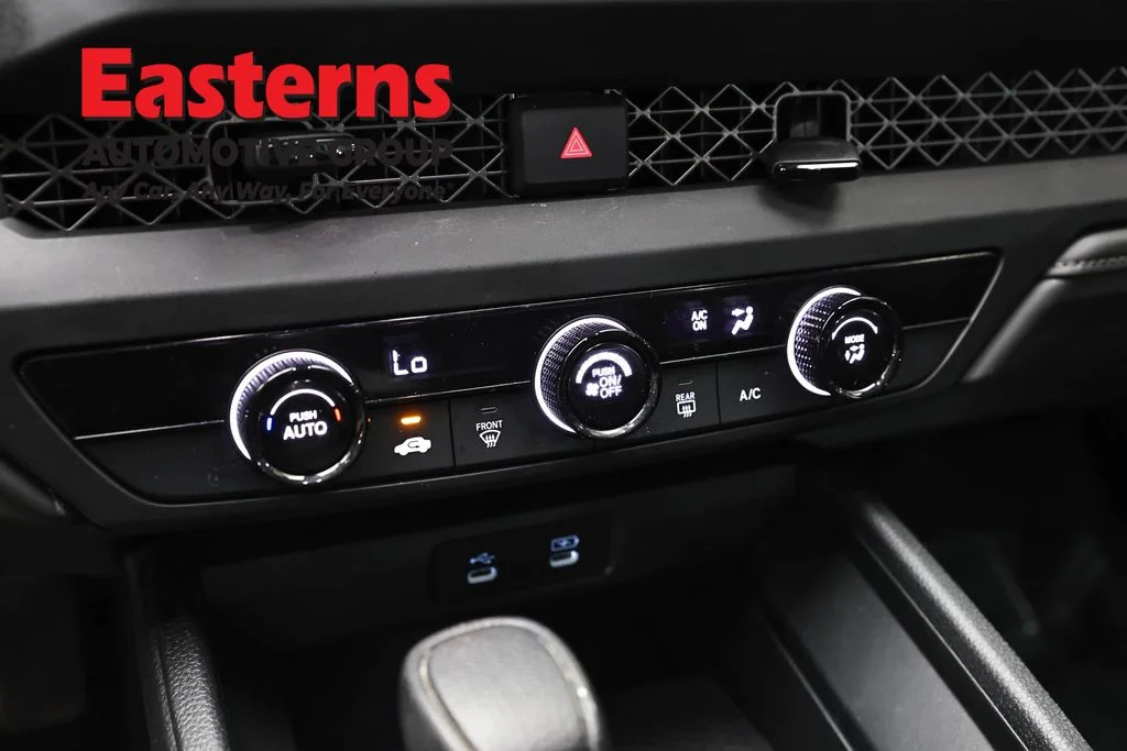 Used 2025 Silver Honda LX image 19