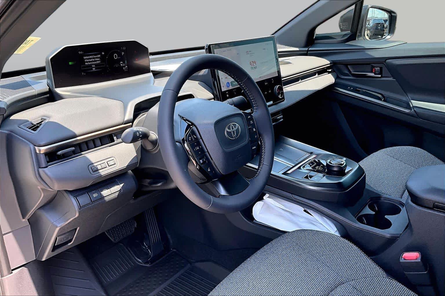 New 2026 Wind Chill Pearl Toyota XLE image 10