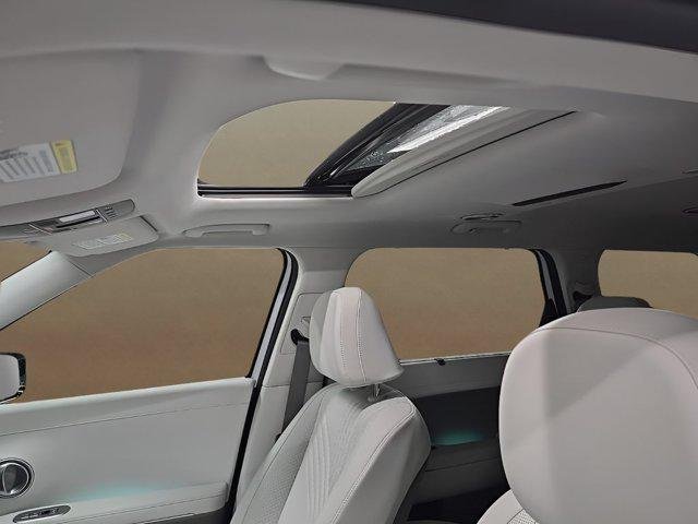 New 2026 White Hyundai SEL Premium 8P image 40