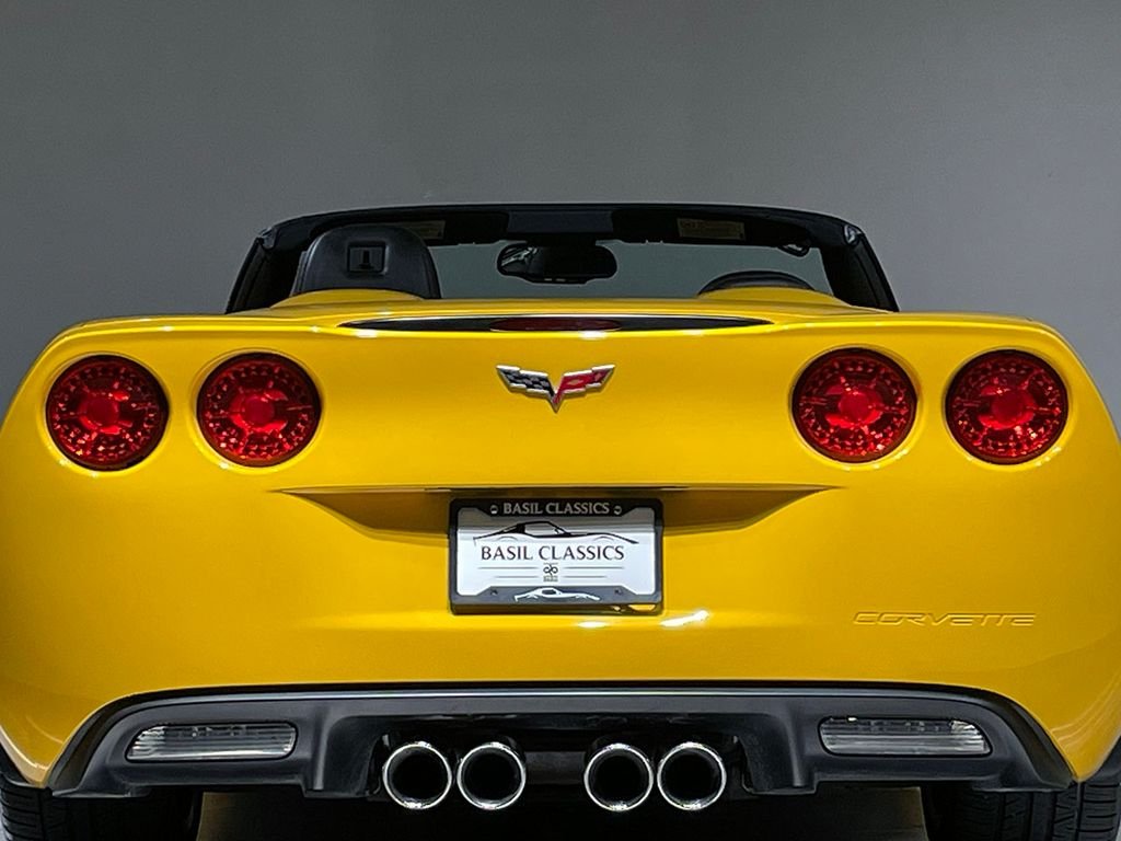 Used 2005 Yellow Chevrolet Base image 30