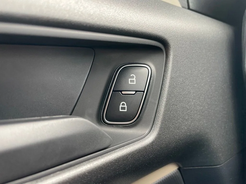 New 2026 Azure Gray Metallic Tri-Coat Ford Big Bend® image 25