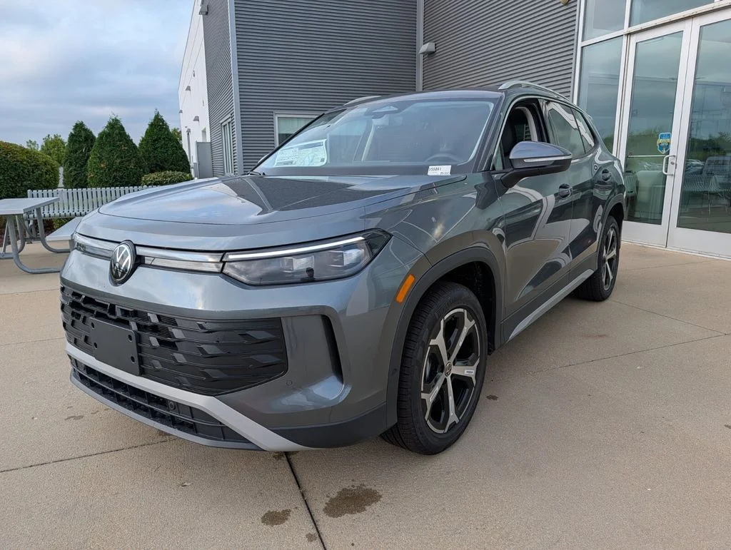 New 2026 Gray Volkswagen 2.0T SE image 7