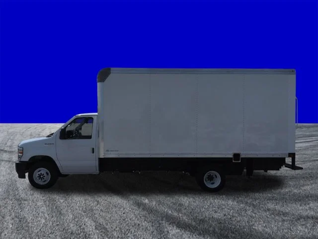 New 2027 Oxford White Ford E-450 DRW image 7