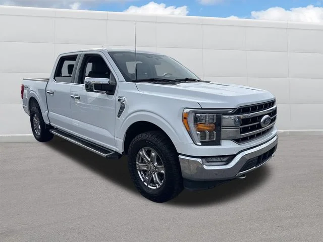 Used 2023 White Ford Lariat image 8