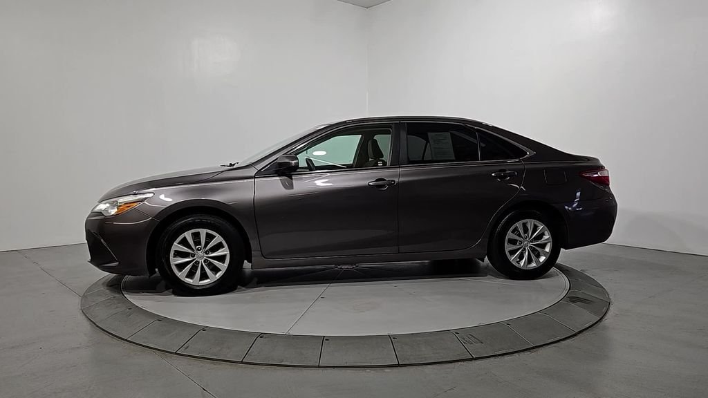 Used 2016 Gray Toyota LE image 2
