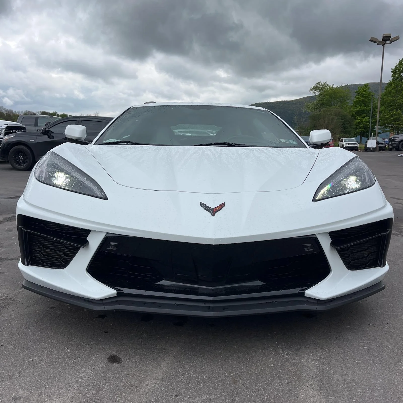 Used 2022 ARCTIC WHITE CHEVROLET STINGRAY image 8