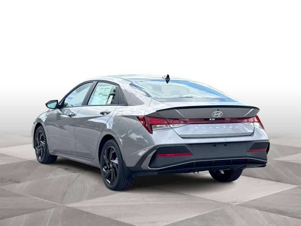 New 2026 Fluid Metal Hyundai SEL Sport image 6
