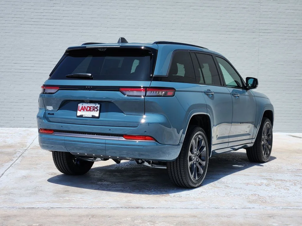 New 2026 Steel Blue Jeep Limited Reserve image 4