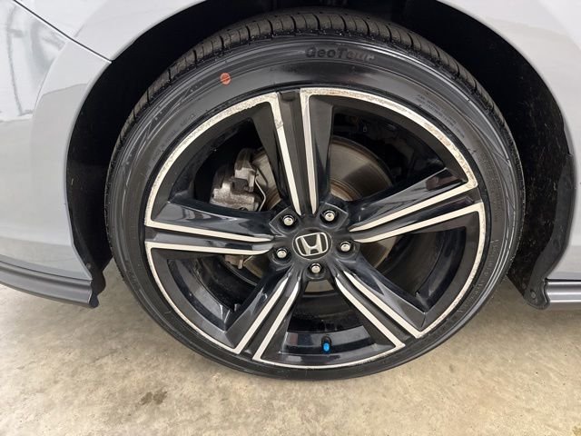 Certified Used 2023 Urban Gray Pearl Honda Sport image 9