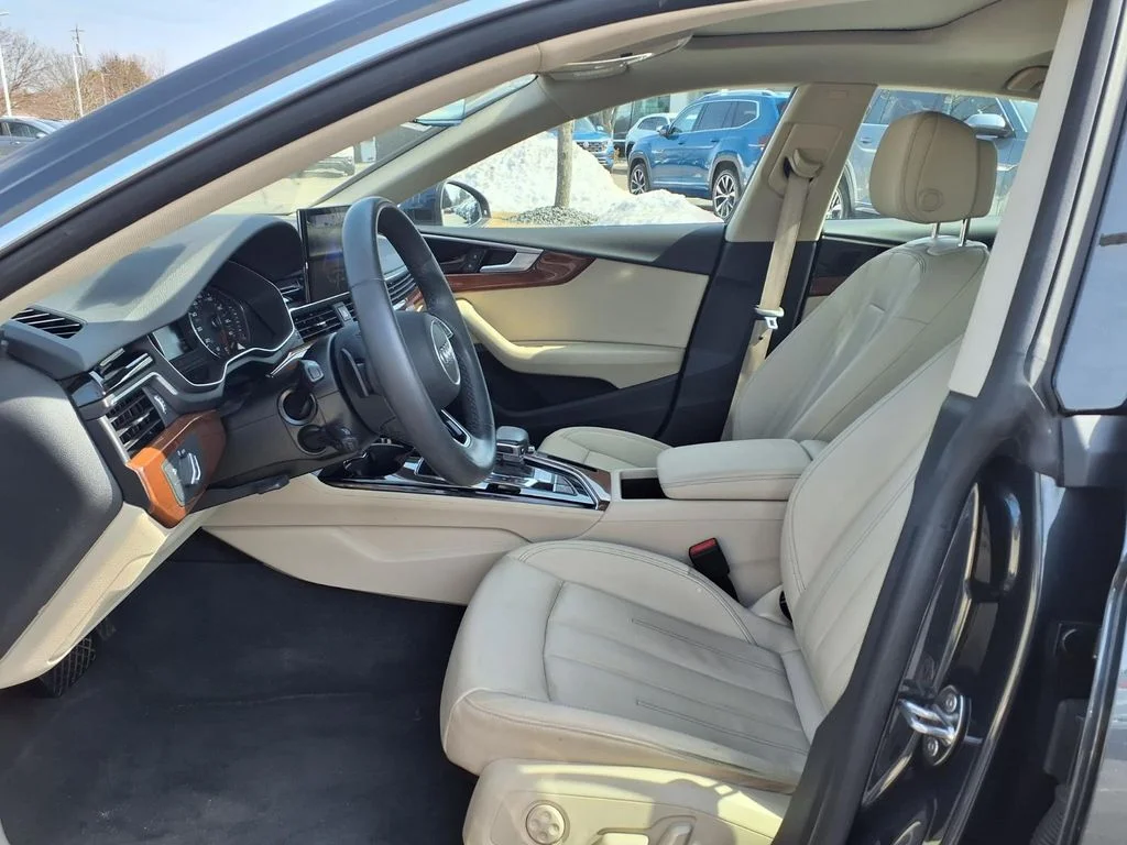 Used 2023 Manhattan Gray Metallic Audi Premium image 7