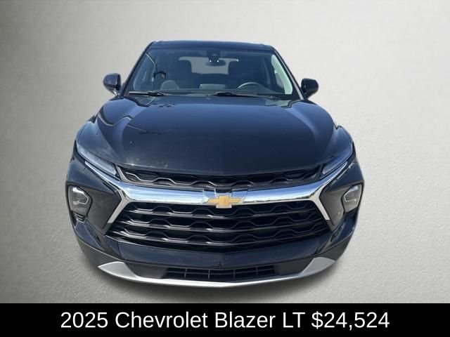 Used 2025 Black Chevrolet LT image 8