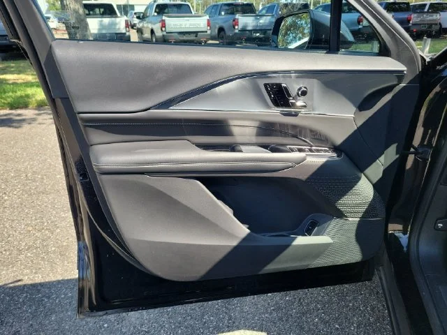 2024 Cadillac LYRIQ Tech - Photo 26