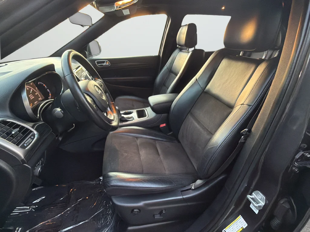 Used 2021 Gray Jeep Laredo X image 10