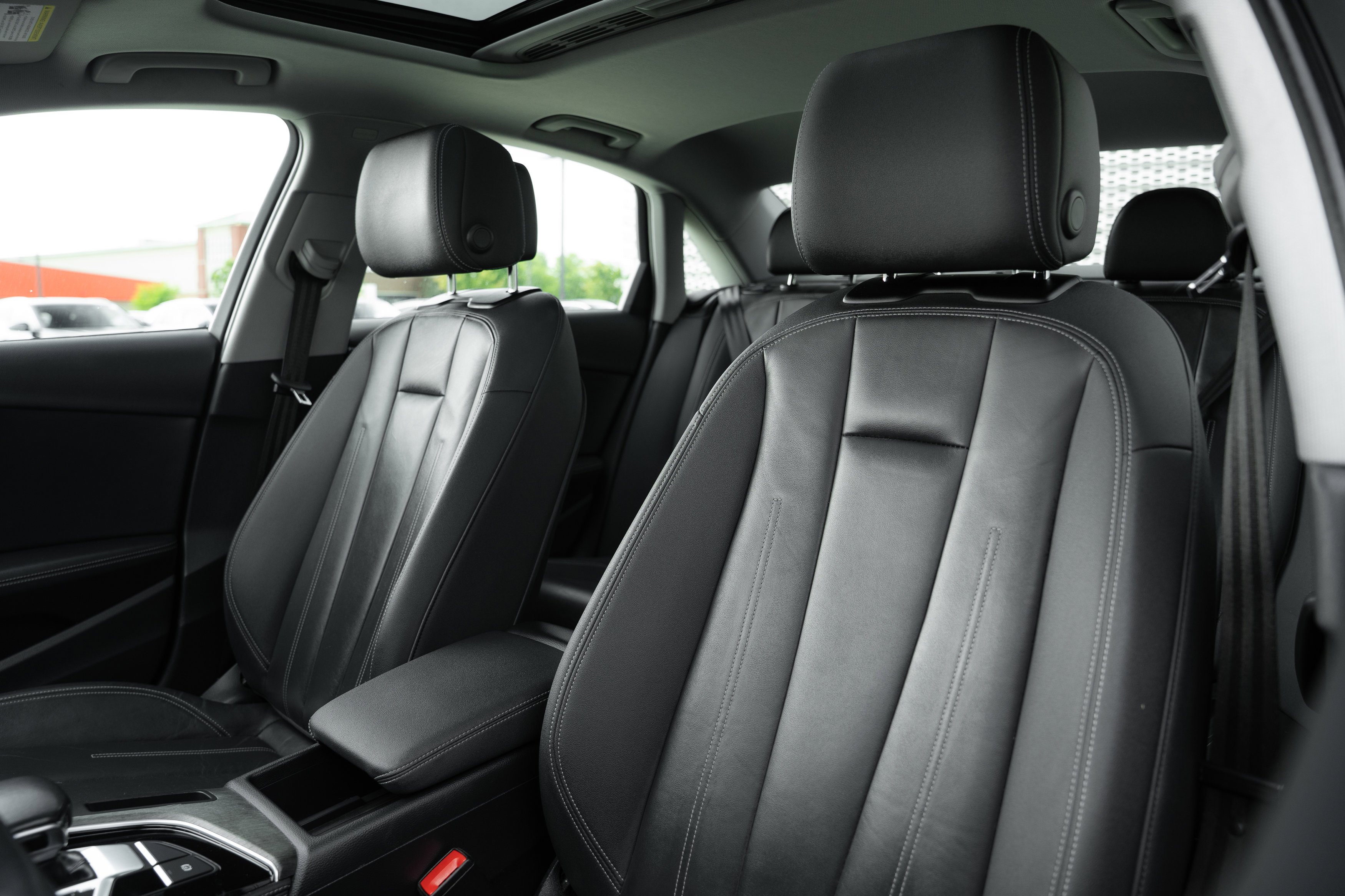 Used 2021 Mythos Black Metallic Audi Premium Plus image 23