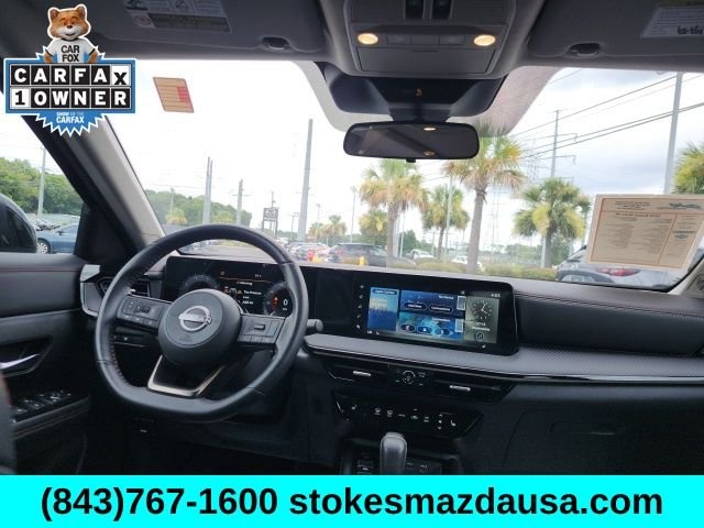 Used 2025 Black Nissan SR image 2
